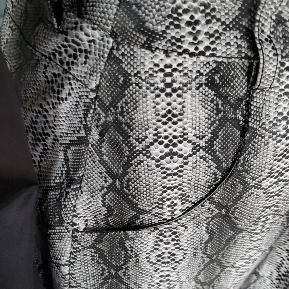 Skirt - Picture 4 of 5